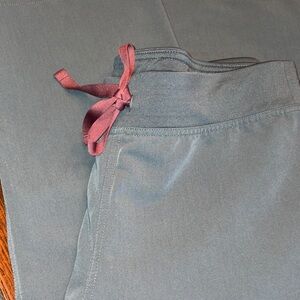 Figs Bonsai Livingston Scrub Pants